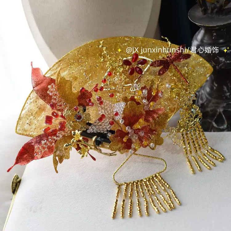 君心家 n1会动的蝴蝶团扇 金红色百搭新娘囍扇