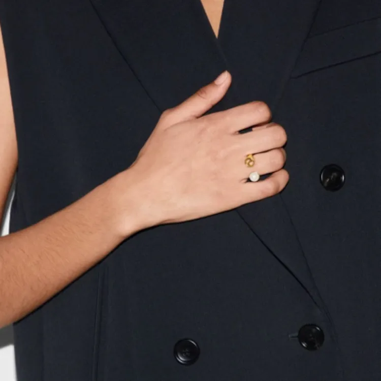 合金亚克力戒指 G家简约个性开口戒指女士小众商务西装四季通用