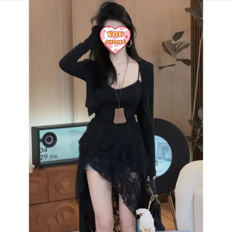 【与爱共舞】复古设计感不规则纯欲辣妹性感风蕾丝吊带百搭连衣裙