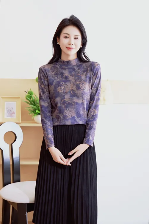 秋冬半高领德绒双面磨毛亲肤女士保暖衫柔软气质百搭-旋涡