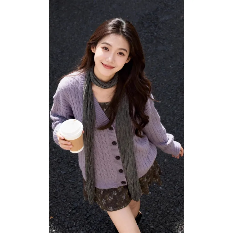 秋冬装2025紫色麻花毛衣开衫外套女巨好看碎花连衣裙子一整套短裙
