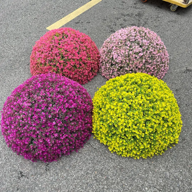 圆井盖草花球塑料草半球水道盖遮挡美饰草花小景小区草丛美化球