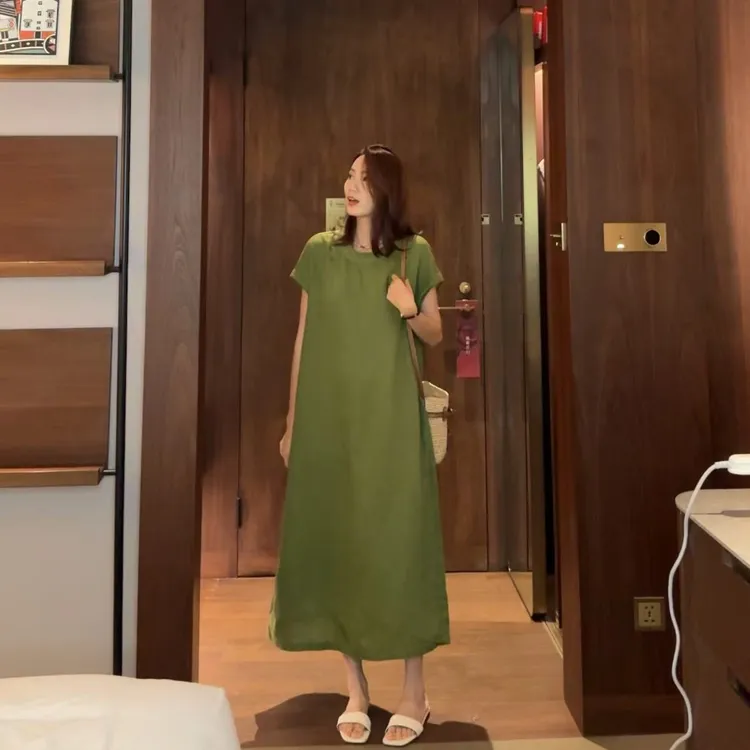 夏季新款气质简约显瘦减龄圆领长款连衣裙W059