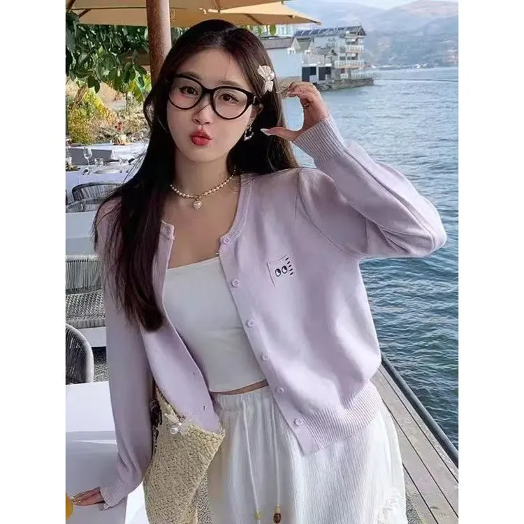 早秋紫色针织开衫女2025新款毛衣外套高级感减龄外搭韩系穿搭上衣
