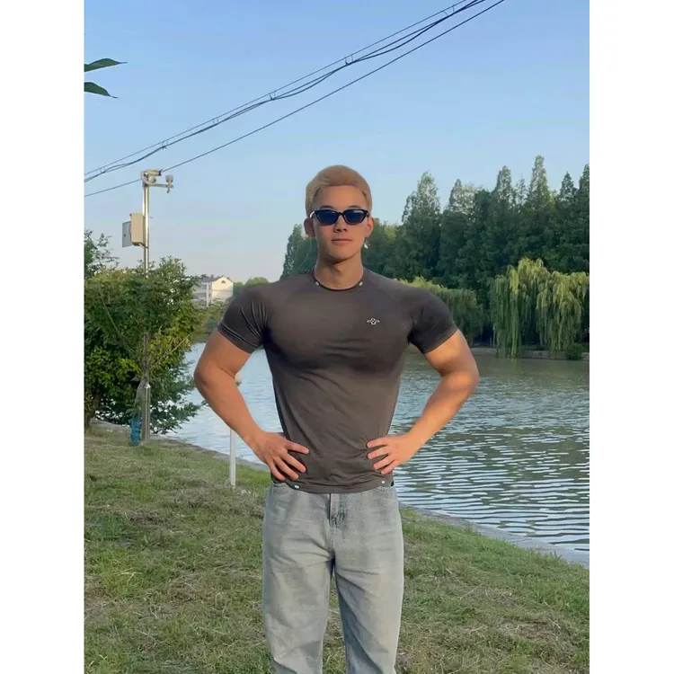 Basic Unit 基本单元 夏季修身短袖弹力紧身运动T恤男款健身衣