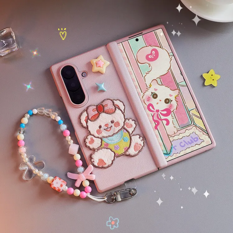 适用三星zfold7粉色刺绣小熊全包手机壳华为matex6/x5/vivoXFold5