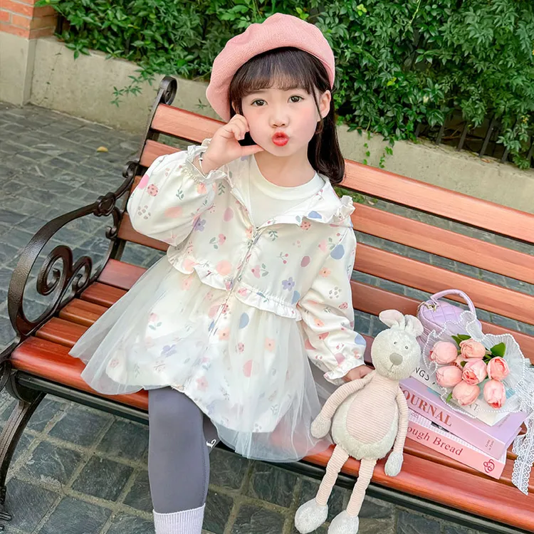 女童外套春秋2025新款儿童洋气春季甜美宝宝时髦长袖网纱秋装风衣
