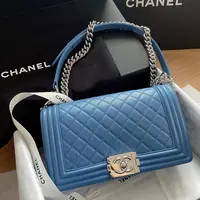 95新 Chanel/香奈儿 多多奢品/香奈儿宝蓝leboy斜挎包/98新包展