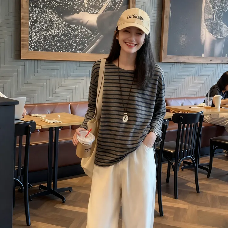 韩系慵懒灰蓝条纹撞色长袖T恤女秋冬圆领宽松显瘦软糯打底衫上衣
