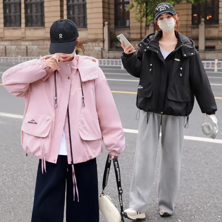 口袋连帽冲锋衣棉服外套女2025年秋冬新款韩版休闲加绒加厚派克服