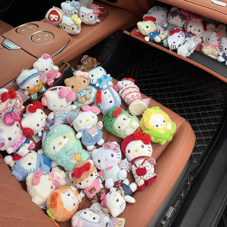 Kitty玩偶钥匙扣可爱卡通公仔毛绒挂件包包挂饰kt礼物毛绒玩具