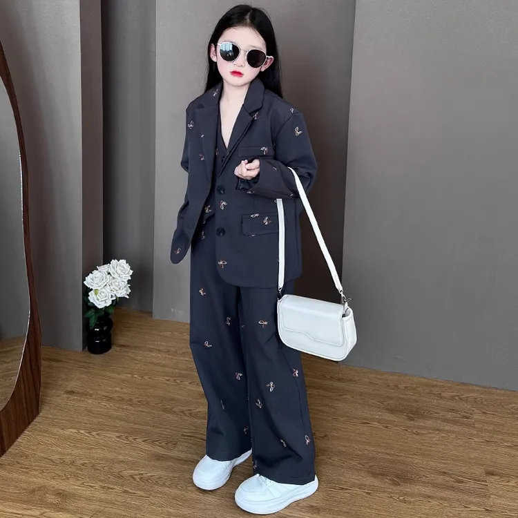 女童西装套装春装2025新款时髦女大童春秋西服外套儿童春季阔腿裤