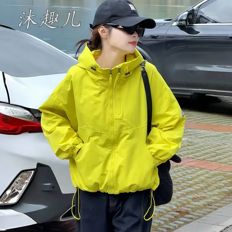 高级感连帽短款外套女2025春季新款小个子宽松显瘦冲锋衣薄上衣