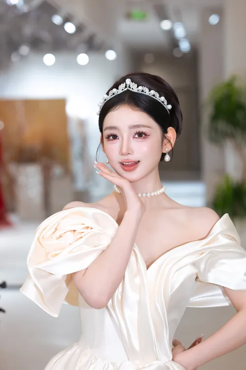 唯美白色结婚公主气质皇冠韩式新娘头饰流苏古风婚礼