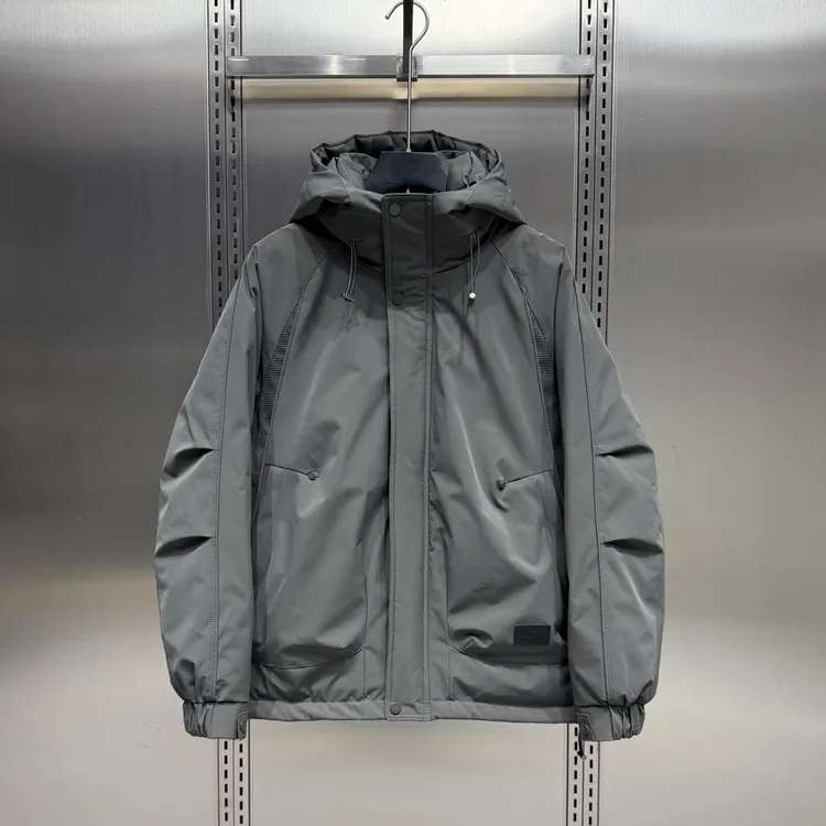 冬季2025新款男士户外工装三防美式痞帅外套加厚连帽高级感羽绒服