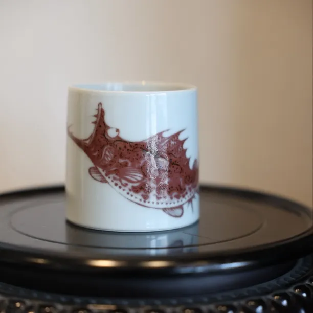 畅怀堂全红癫鱼威士忌杯仿元釉里红鳜鱼杯茶杯可乐杯酒杯咖啡杯