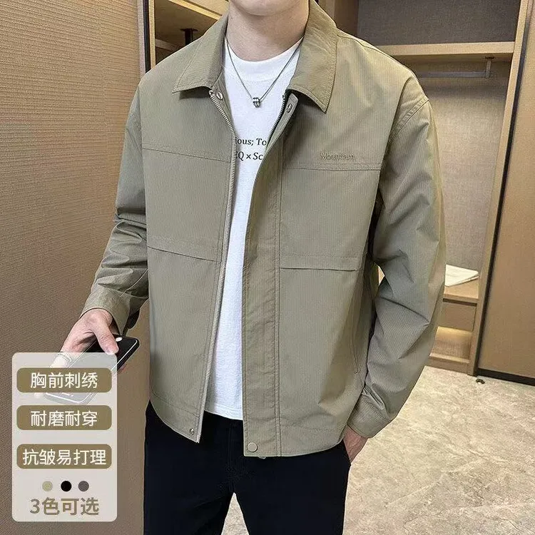 男士外套2025年春季新款翻领帅气工装青年夹克百搭时尚潮流上衣。