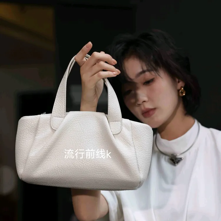 新款网红女款包包轻奢小众高级女士斜挎包气质百搭时尚大气炸街包