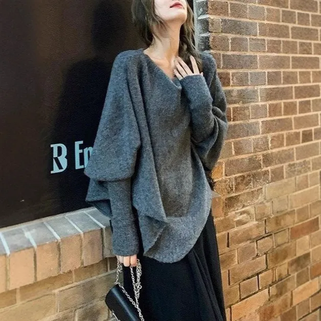 慵懒风V领针织衫毛衣外套2025春秋新款不规则设计感蝙蝠袖女上衣