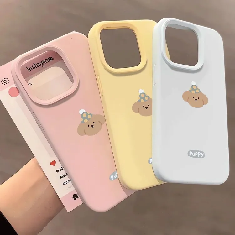 可爱戴帽小熊适用苹果16液态15PRO手机壳iPhone14软胶13保护套12