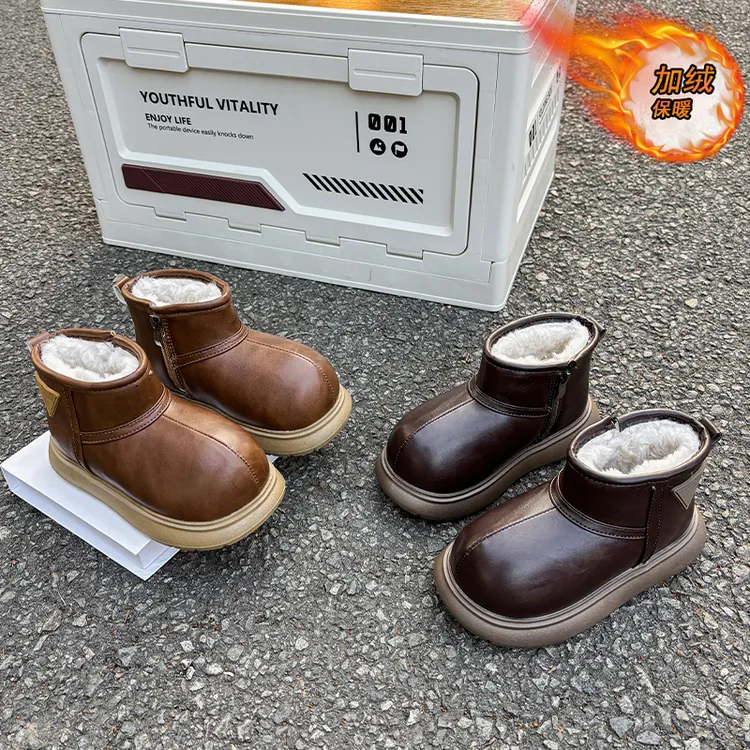 儿童雪地靴冬季新款加绒加厚保暖女童大棉短靴子防水防踢男童棉鞋
