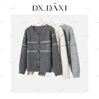 DX.DAXI【牛角扣花】牛角扣针织立体刺绣花朵毛衣秋季时尚百搭女