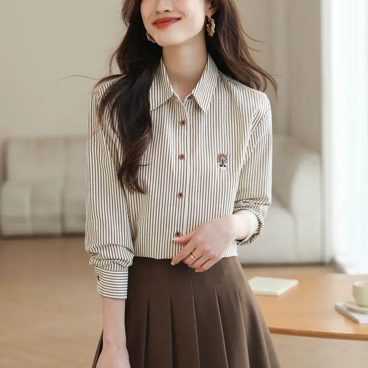 衬衫女士设计感小众条纹气质上衣2025春秋季新款洋气减龄法式衬衣