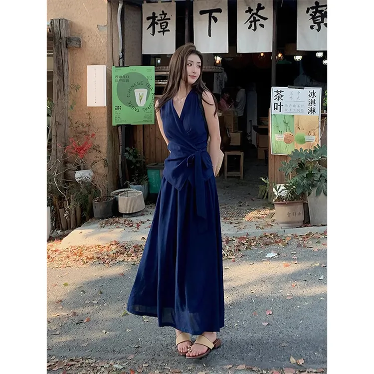 夏季深蓝色v领无袖系带气质上衣女新款宽松显瘦百搭半身裙子套装