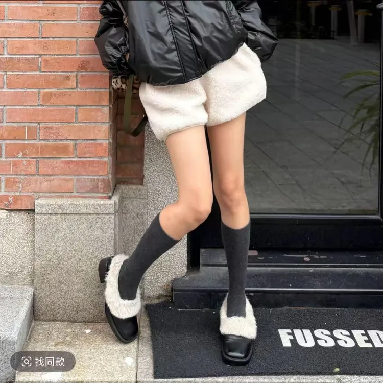 高腰A字显瘦百搭羊羔毛短裤秋冬外穿配靴子加绒保暖靴裤女秋冬