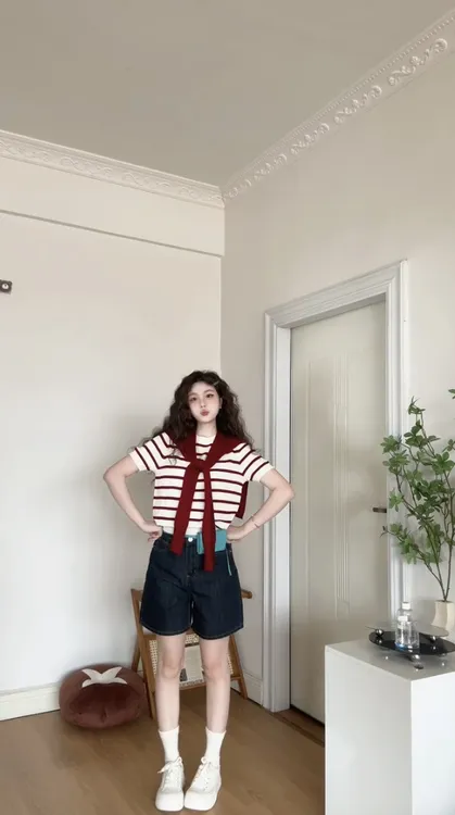 2025夏季时尚新款洋气休闲装慵懒风条纹上衣百搭披肩显瘦牛仔裤女