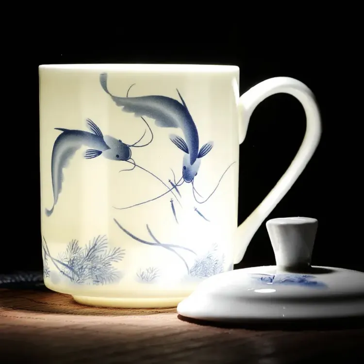 景德镇茶杯 陶瓷家用带盖骨瓷大水杯办公室杯子青花瓷杯定制刻字