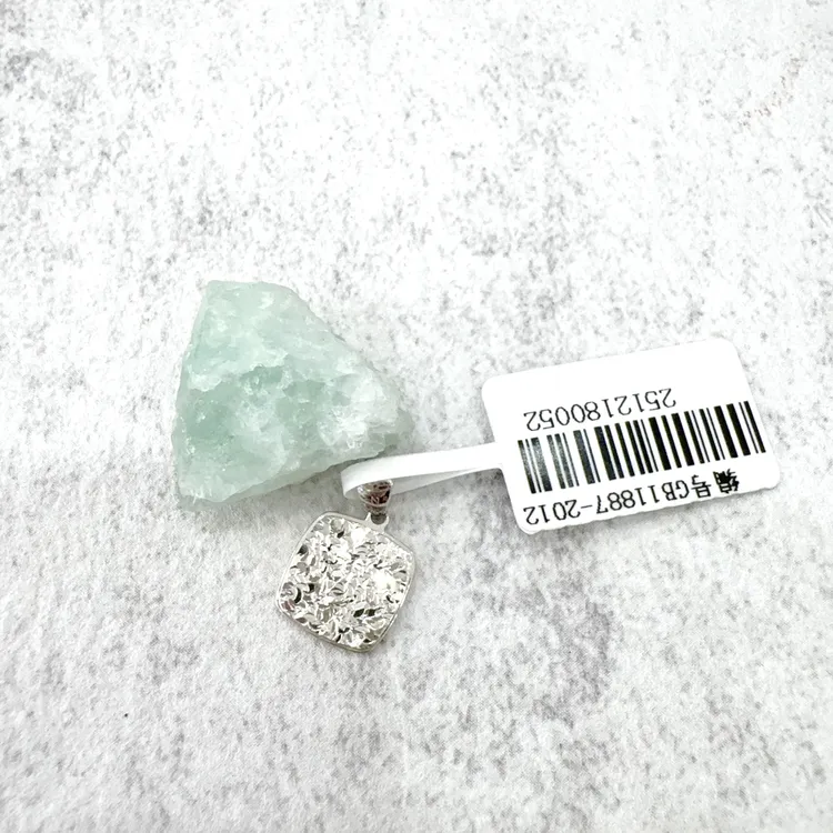 铂金pt950吊坠无事牌方牌碎碎金双面