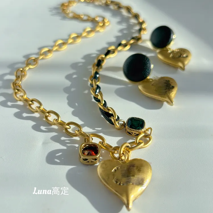 铜合金合成锆石项链 Luna定制0716黑金色经典复古时尚项链两件套