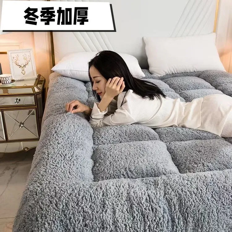 加厚保暖可折叠床垫子双人榻榻米床褥学生宿舍垫被防滑羊羔绒垫子