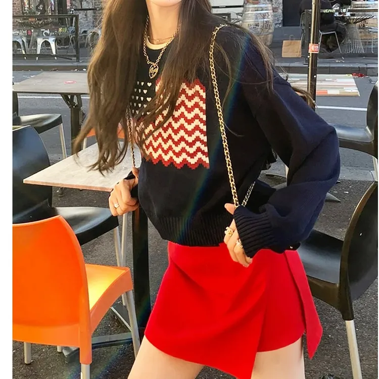 爆款早秋穿搭薄款圆领针织毛衣女2025新款秋装女款短款长袖衫春秋