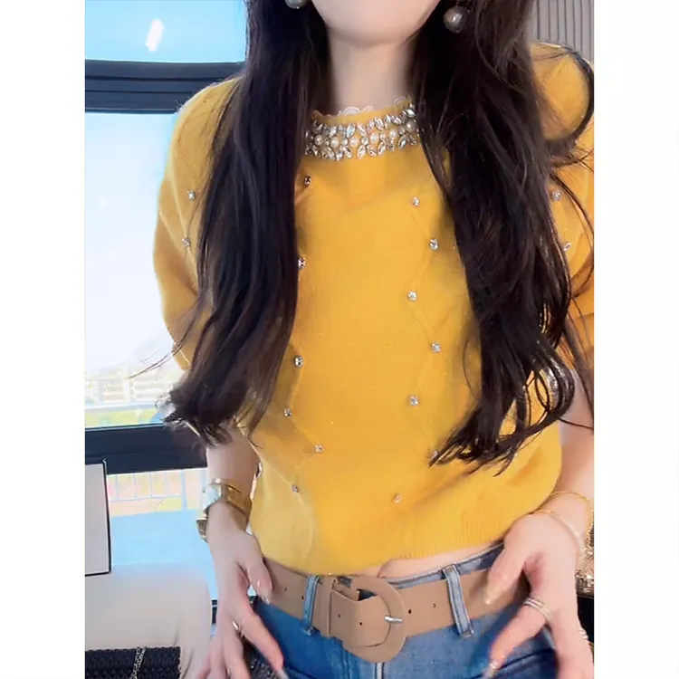 设计感镶钻蕾丝拼接针织毛衣女2025冬季新款时尚洋气减龄气质上衣