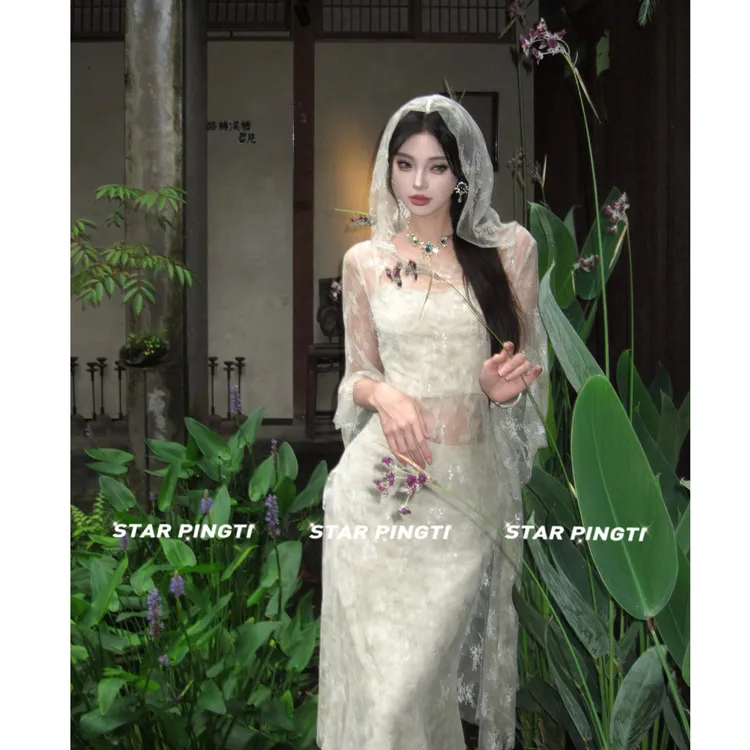 清冷贵气感穿搭套装女重工蕾丝连帽罩衫吊带上衣鱼尾半身裙三件套