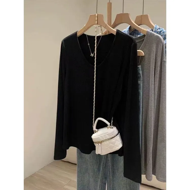 92棉春秋V领长袖打底衫女胖mm大码内搭打底T恤宽松慵懒风上衣