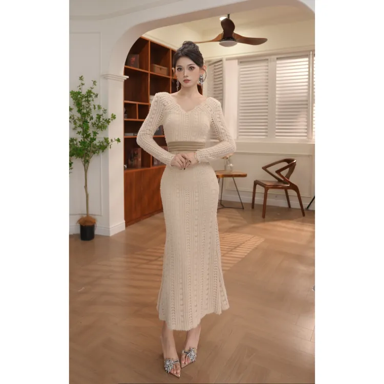 香见欢轻奢定制·时尚针织气质显瘦定制长款修身连衣裙21976