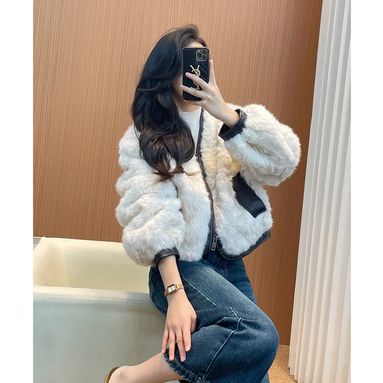 白色毛毛外套女短款小个子加厚高级感2025新款冬季贵气感短外套潮