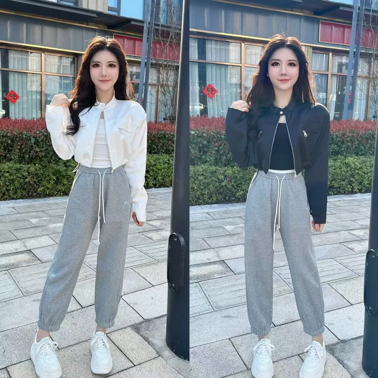 真真：春季款 设计师百搭 拉链口袋 棒球服短外套