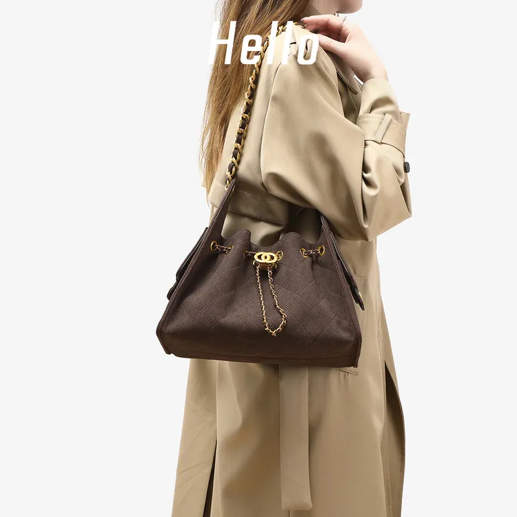 HELLO机车辣妹腋下包女新款潮超火小香风单肩包大容量百搭水桶包