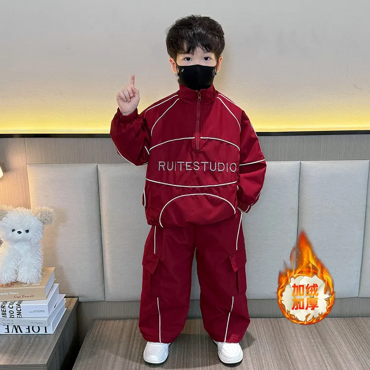 男童秋冬款冲锋衣套装2025新款儿童加绒加厚中小童宝宝帅气衣服潮