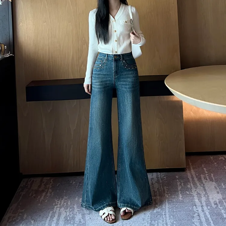 烫钻不贴腿微喇叭牛仔小个子女2025早秋新款高腰宽松喇叭裤设计感
