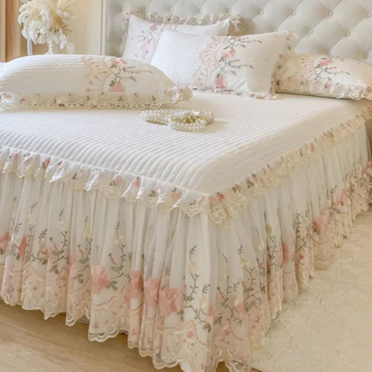 韩式纯色少女心蕾丝公主床裙夹棉防滑床盖加厚花边床罩荷叶边床盖