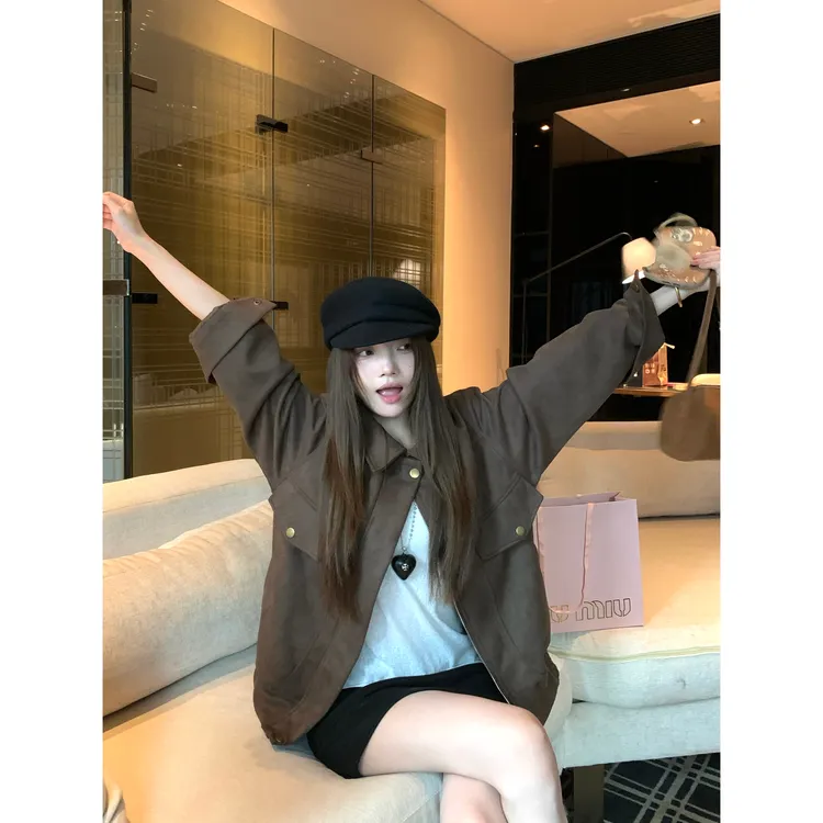 秋日巴塞尔 早秋新款复古高级感休闲百搭上衣外套女Y3670