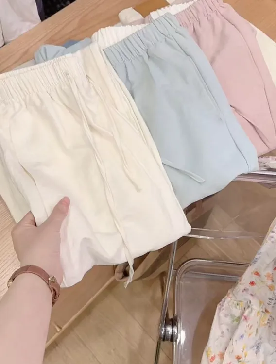 七言家巨好穿！ 升级版奶芙肌理窄版高腰直筒裤305