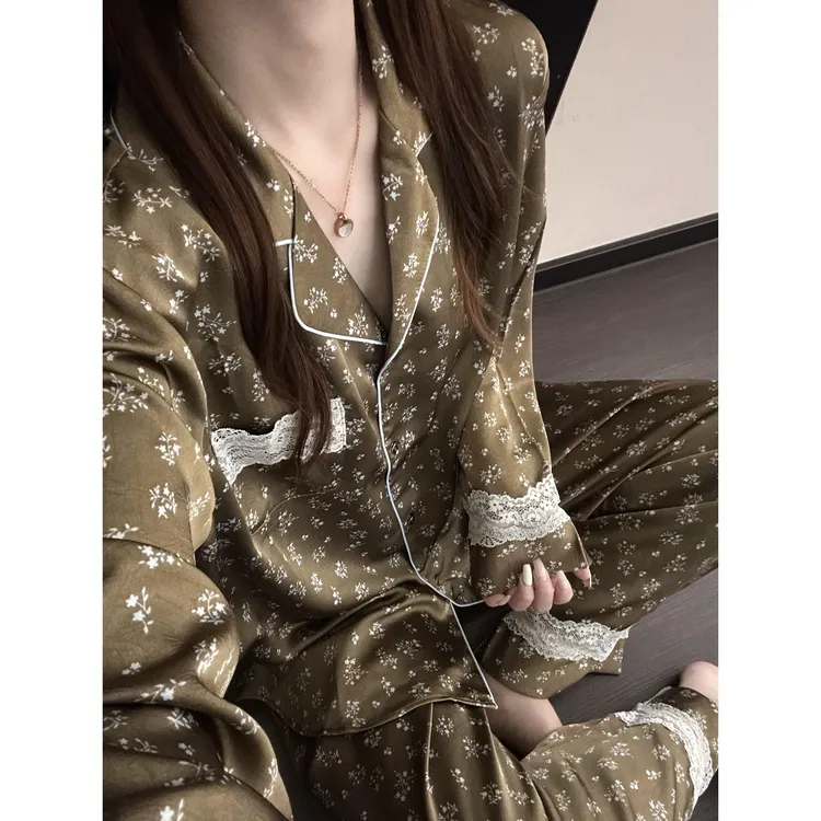 法式蕾丝边碎花冰丝睡衣女春秋2025新款长袖长裤家居服套装可外穿
