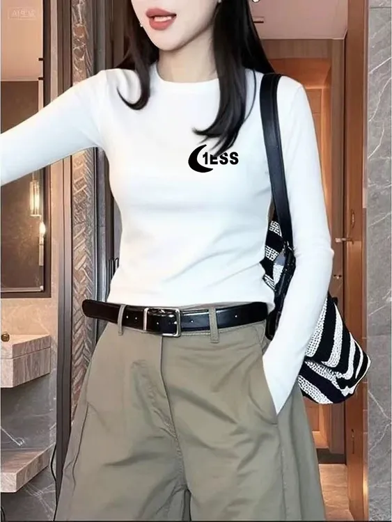 时尚洋气白色棉质正肩圆领长袖t恤女春秋新款修身内搭打底衫上衣
