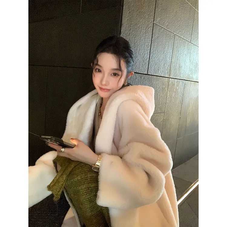 区区欧阳 羊剪绒羊羔毛外套女冬季皮毛一体颗粒皮草连帽毛毛大衣